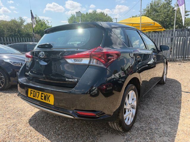 Toyota Auris Auris Active D-4d White #7