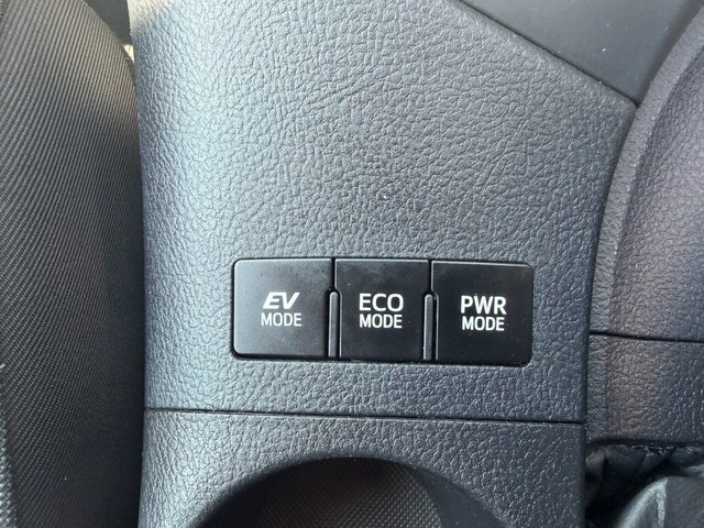 Toyota Auris Auris Active D-4d White #31