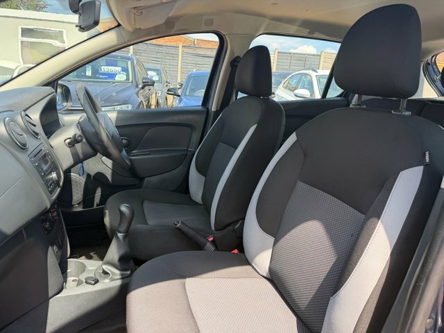 Dacia Sandero Hatchback Laureate White #15