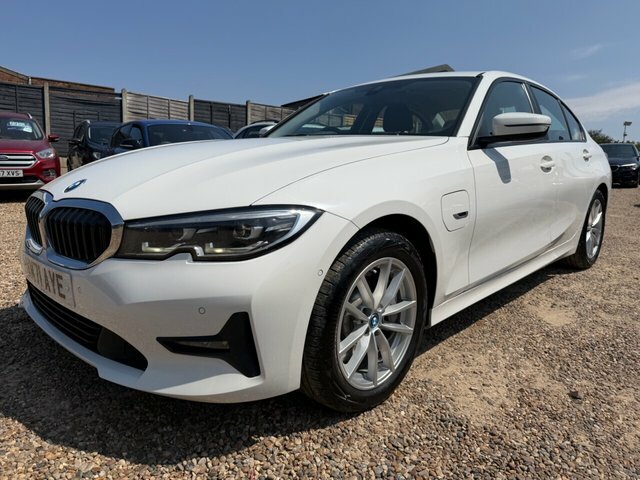 BMW 3 Series 330E 12Kwh Se Pro White