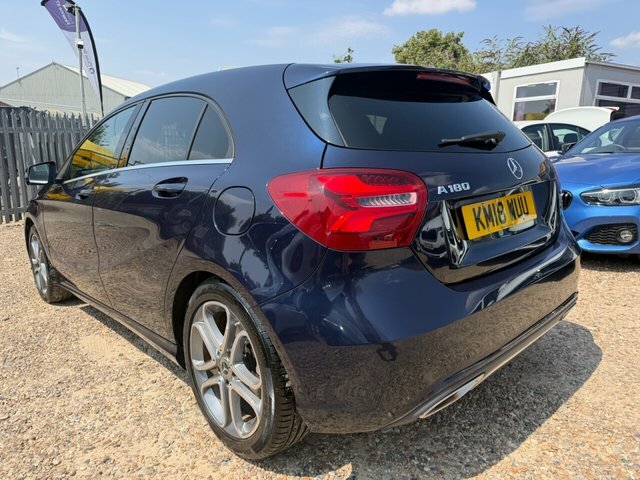 Mercedes-Benz A Class A180 Sport Edition Hatchback Blue #4