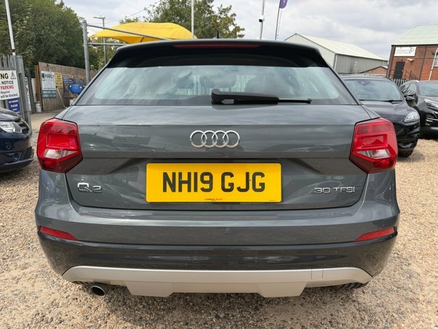 Audi Q2 Tfsi 30 Sport Suv Grey #6
