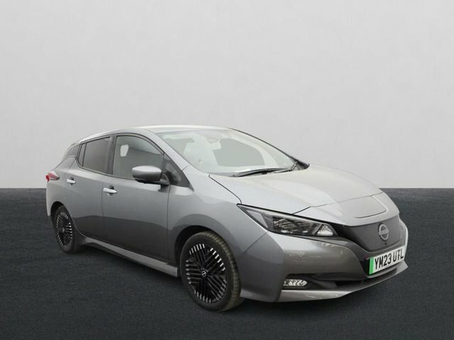 Nissan Leaf Tekna Hatchback Grey
