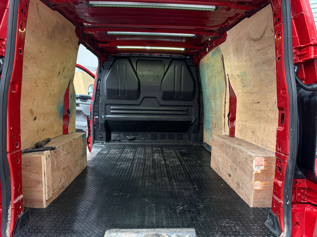 Ford Transit Custom 300 Limited L2 Lwb High Roof Fwd 2.0 Ecoblue 130Ps #19