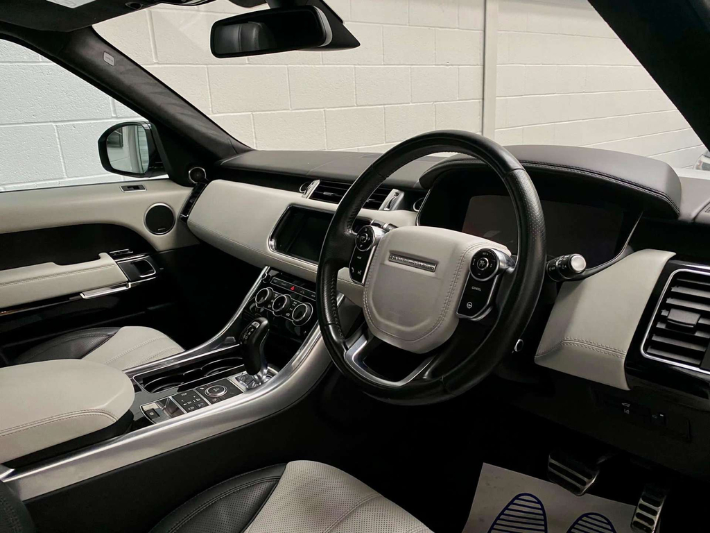 Land Rover Range Rover Sport 3.0 Sd V6 Black #16