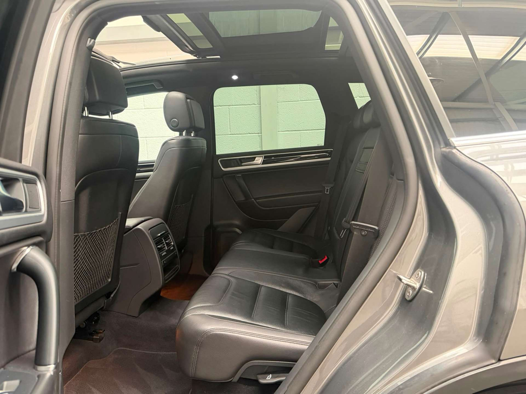 Volkswagen Touareg 3.0 V6 Tdi Bmt 262 R-line Plus Tip Grey #11