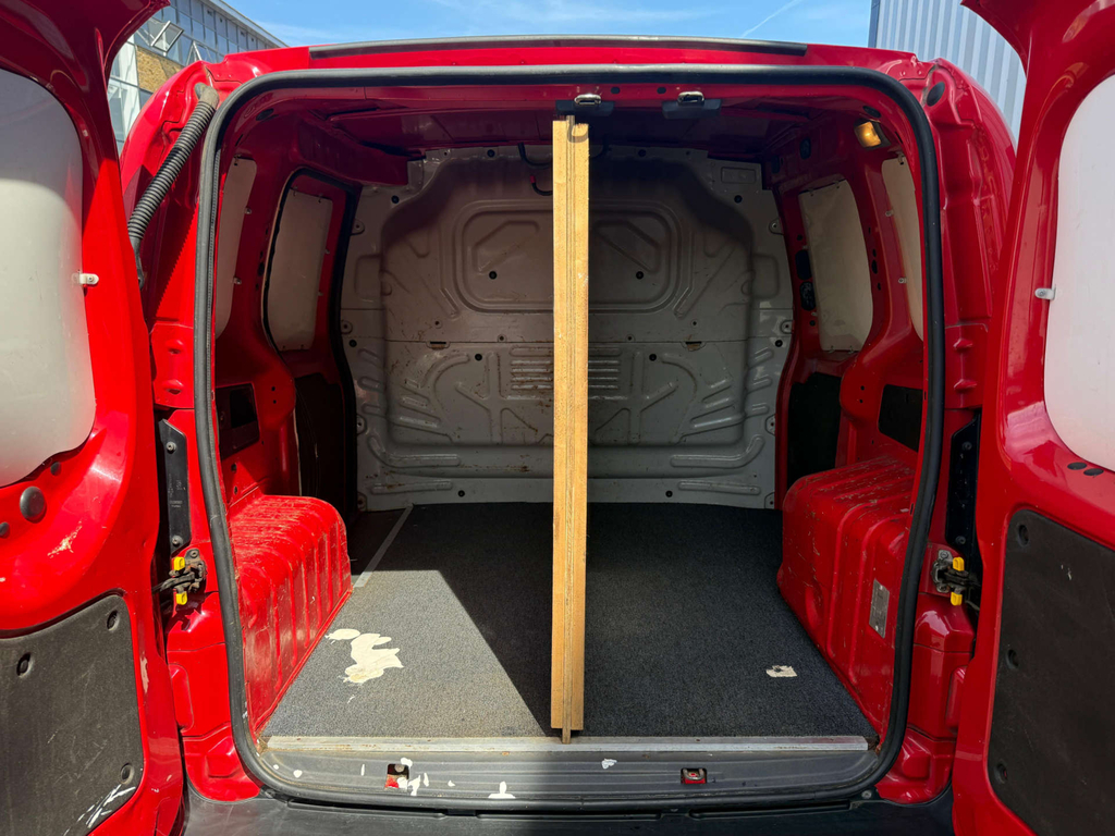 Peugeot Bipper Tepee 1.4 Hdi S 2 Tronic Euro 4 Red #10