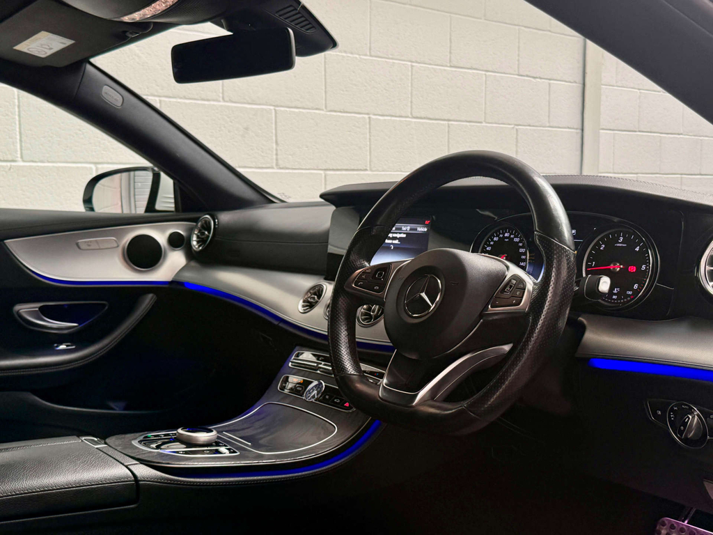 Mercedes-Benz E Class E 300 Amg Line Premium Silver #12
