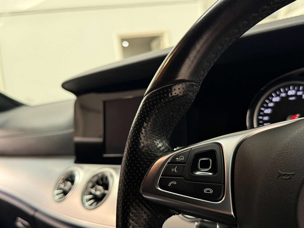 Mercedes-Benz E Class E 300 Amg Line Premium Silver #20