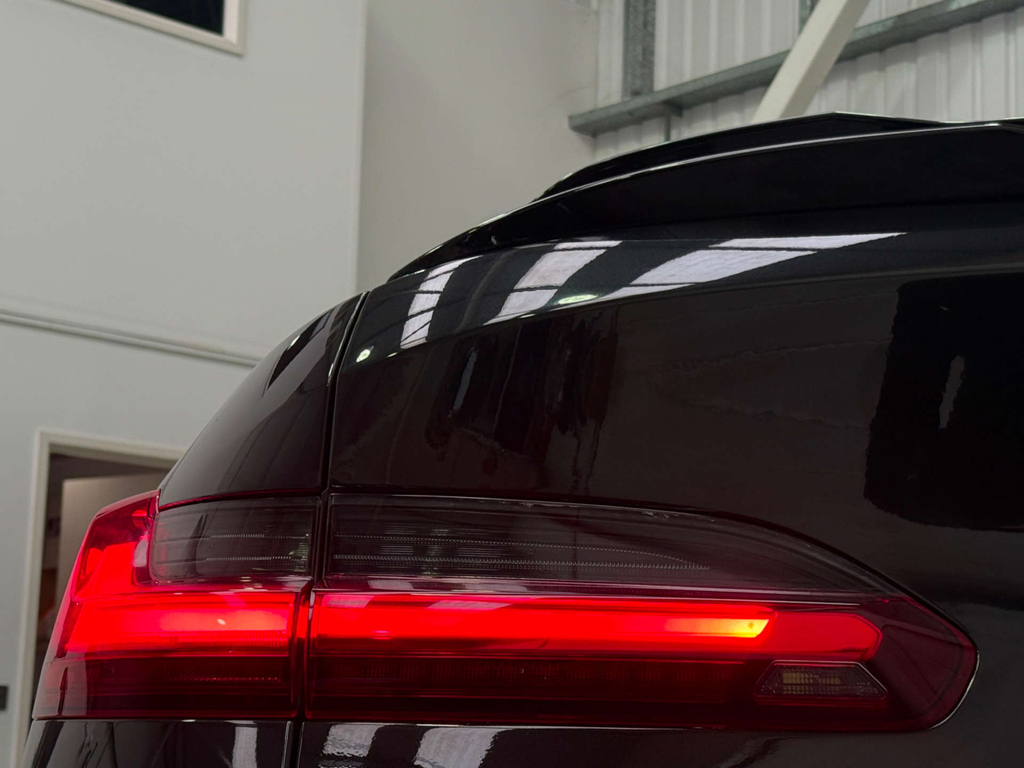 BMW X4 M M Sport White #10