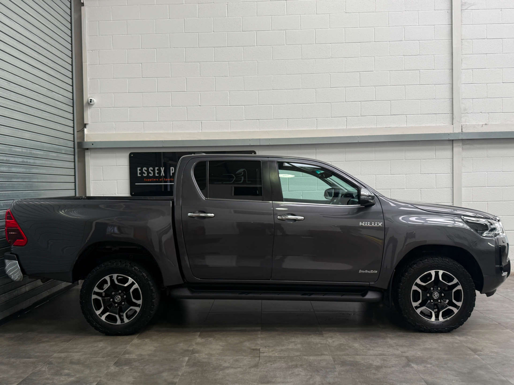 Toyota HILUX Pickup #4
