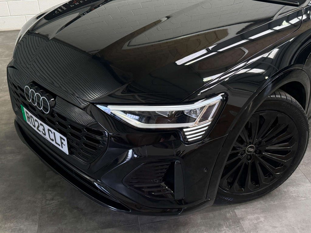 Audi E-tron 230Kw 50 Quattro 71Kwh Technik 22Kwch Black #11