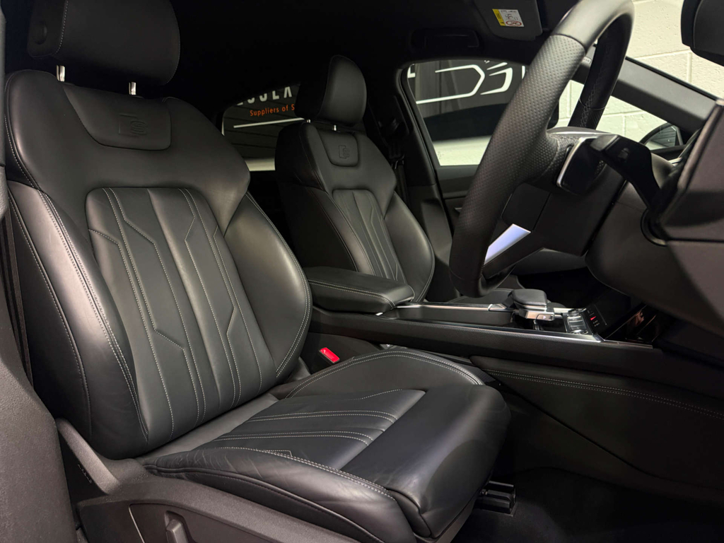 Audi E-tron 230Kw 50 Quattro 71Kwh Technik 22Kwch Black #16