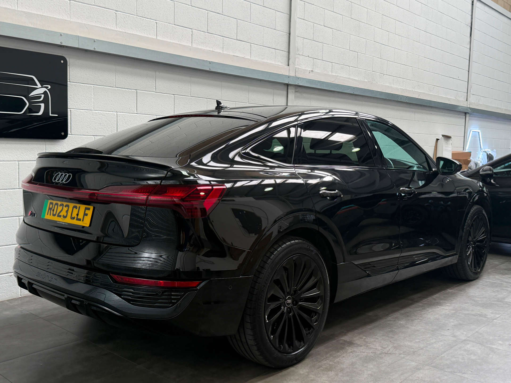 Audi E-tron Suv #6