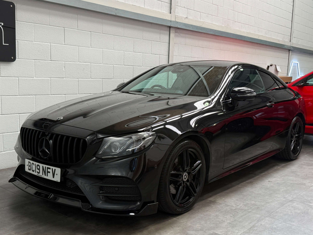 Mercedes-Benz E Class Amg Line Black #3