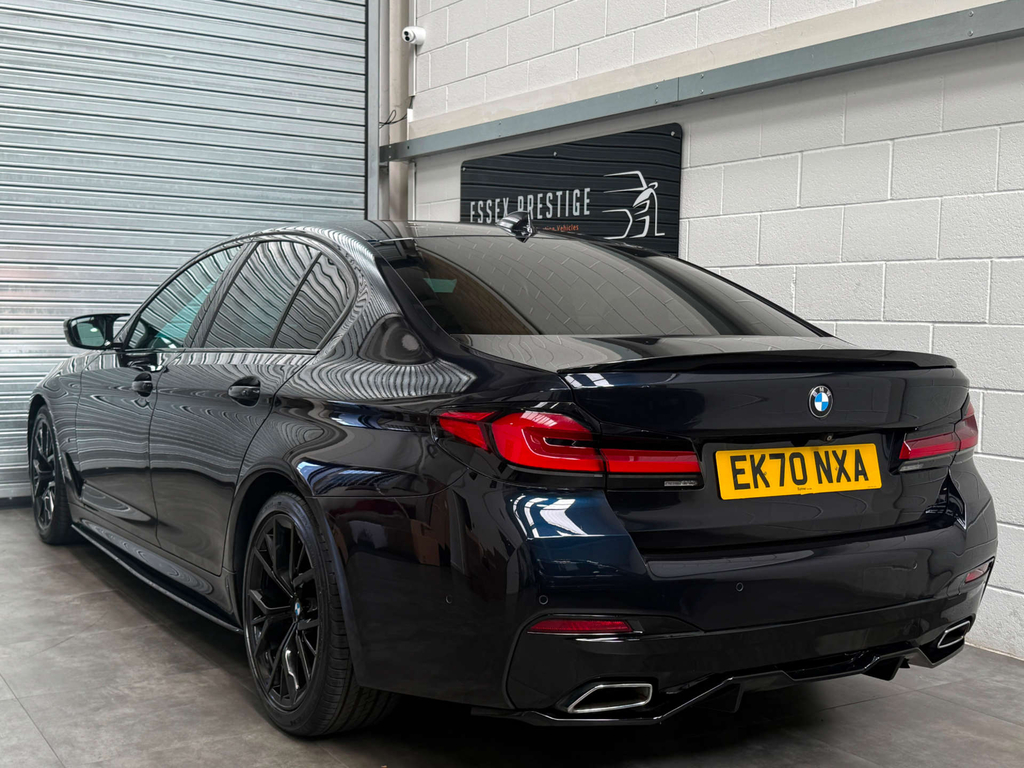 BMW 5 Series 520D Mht M Sport Black #8