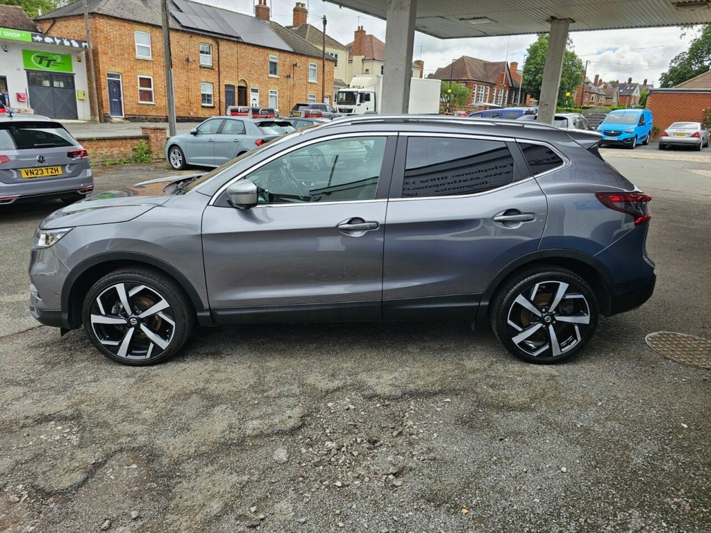 Nissan Qashqai 1.3L Tekna LD69OFX Grey #6