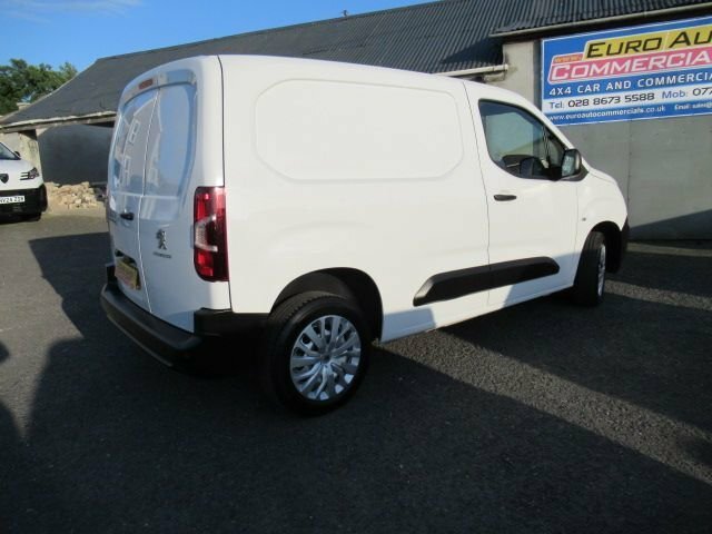 Peugeot Partner 1.5L Professional Premium White #6