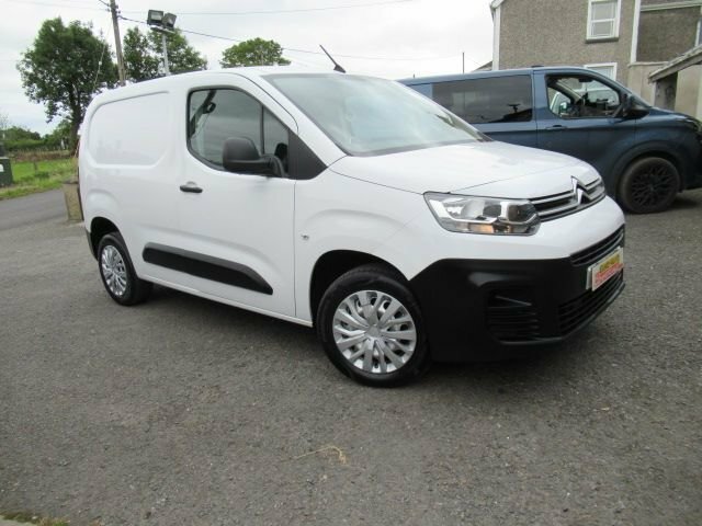 Citroen Berlingo 1.5L Enterprise Edition M White