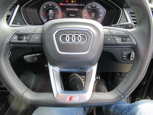 Audi Q5 2L Black Edition Black #5