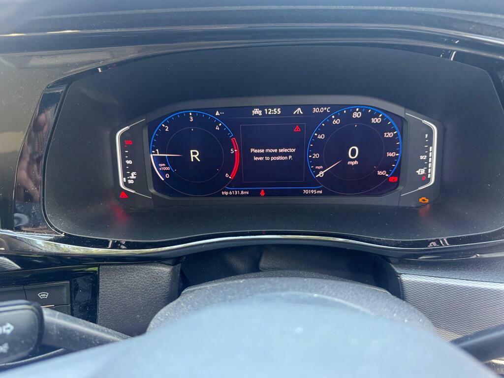 Volkswagen Caravelle Executive Grey #8