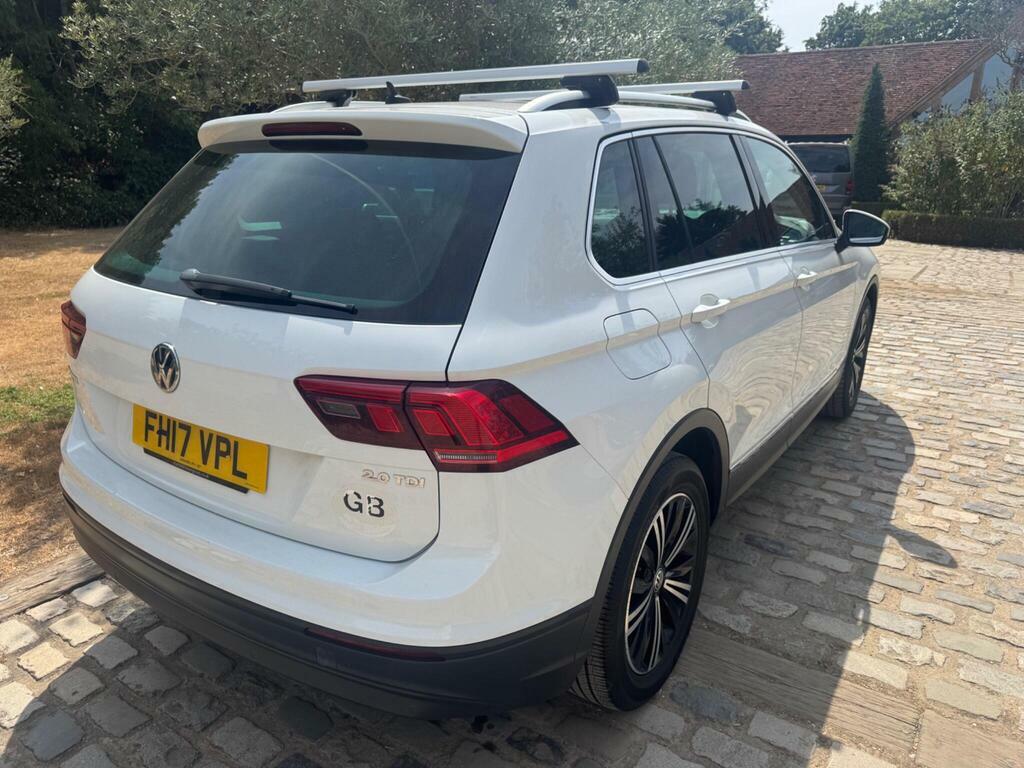 Volkswagen Tiguan 2.0 Tdi Bluemotion Tech Se Navigation Euro 6 S S FH17VPL White #4