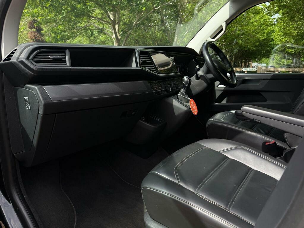 Volkswagen Caravelle #11