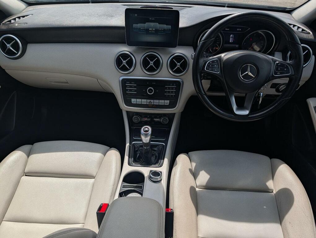 Mercedes-Benz A Class 1.5 A180d Sport Executive Euro 6 Ss Grey #2