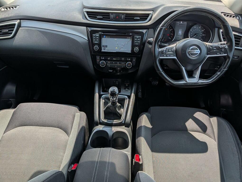Nissan Qashqai 1.2 Dig-t N-connecta Euro 6 Ss White #2