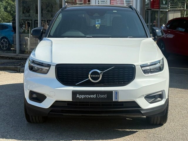 Volvo XC40 2020 2.0 B4 Mhev R-design Suv Hybrid Au YY70NTA White #3
