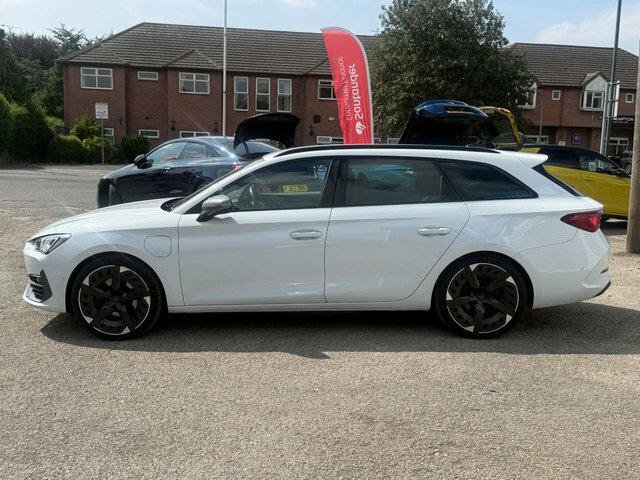 Cupra Leon 2022 1.4 Ehybrid 12.8Kwh Vz3 Estate Plu White #5