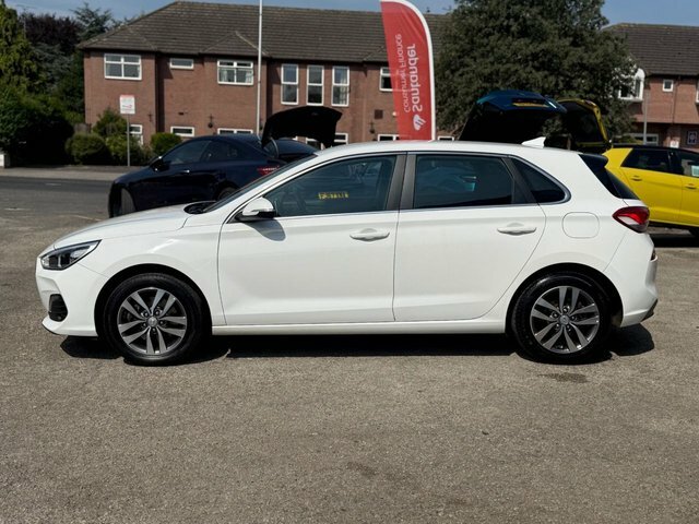 Hyundai I30 2019 1.0 T-gdi Blue Drive Se Nav Hatchback Pet White #5
