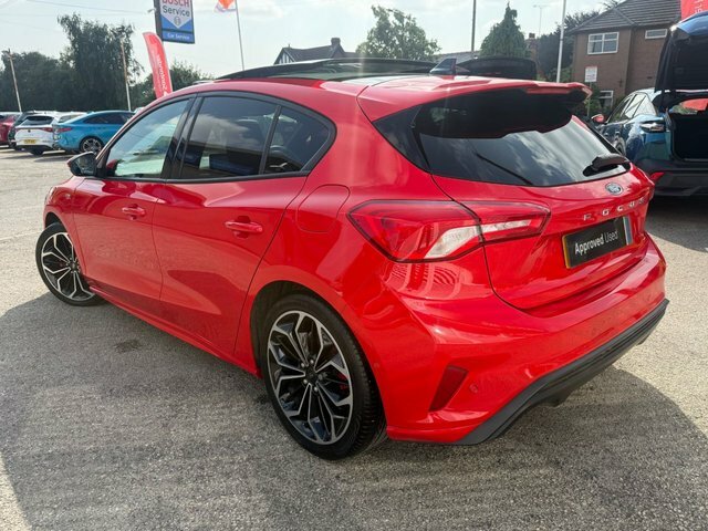 Ford Focus 2022 1.5 Ecoblue St-line X Hatchback Ma LD22OGH Red #3