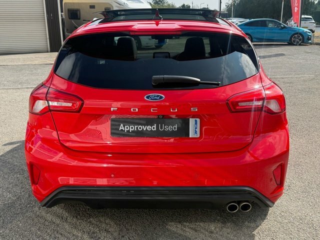 Ford Focus 2022 1.5 Ecoblue St-line X Hatchback Ma LD22OGH Red #4