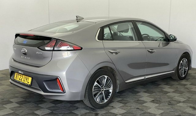 Hyundai Ioniq 1.6 H-gdi 8.9Kwh Premium Hatchback Plug Grey #2