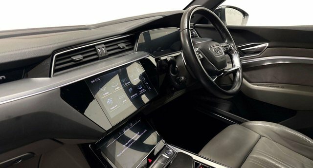 Audi E-tron 55 Suv Quattro 95Kwh 408 Ps Black #2