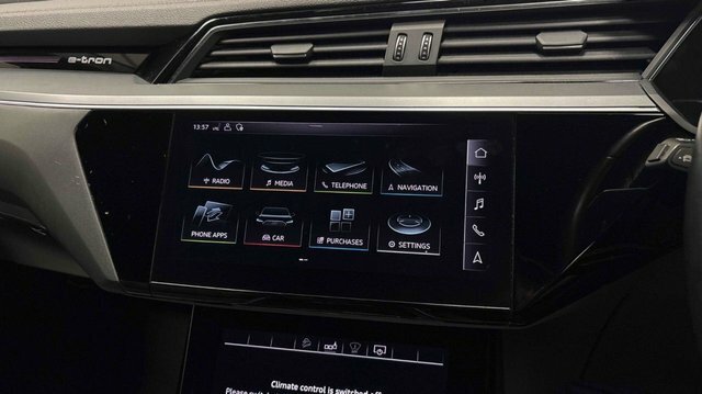 Audi E-tron 55 Suv Quattro 95Kwh 408 Ps Black #6
