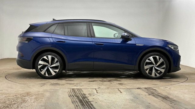 Volkswagen ID.4 Pro Performance 77Kwh Family Suv Blue #4