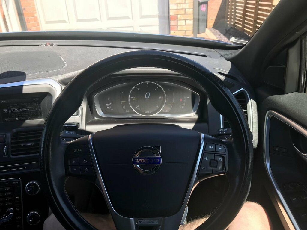 Volvo XC60 2.0 D4 R-design Euro 6 Ss #6