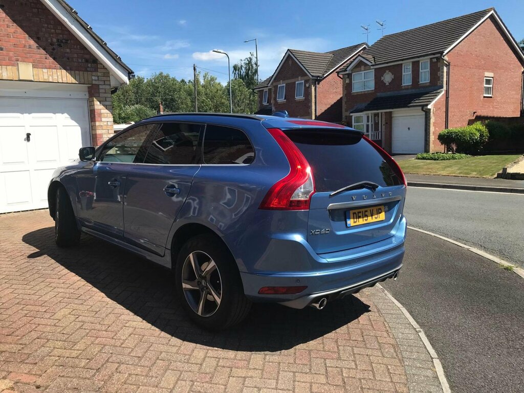 Volvo XC60 2.0 D4 R-design Euro 6 Ss #3
