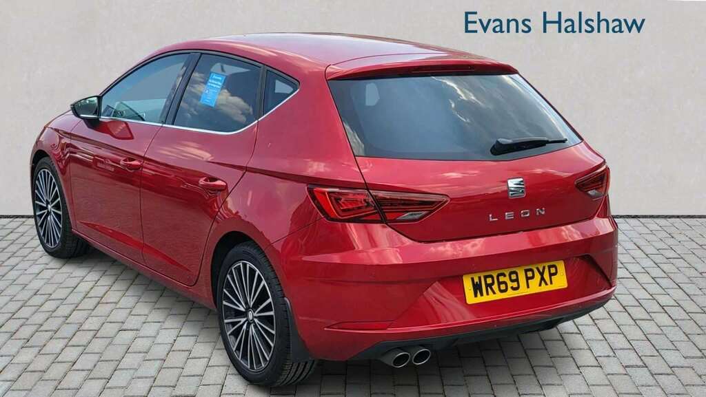 Seat Leon 1.5 Tsi Evo Xcellence Lux Ez 2019 Red