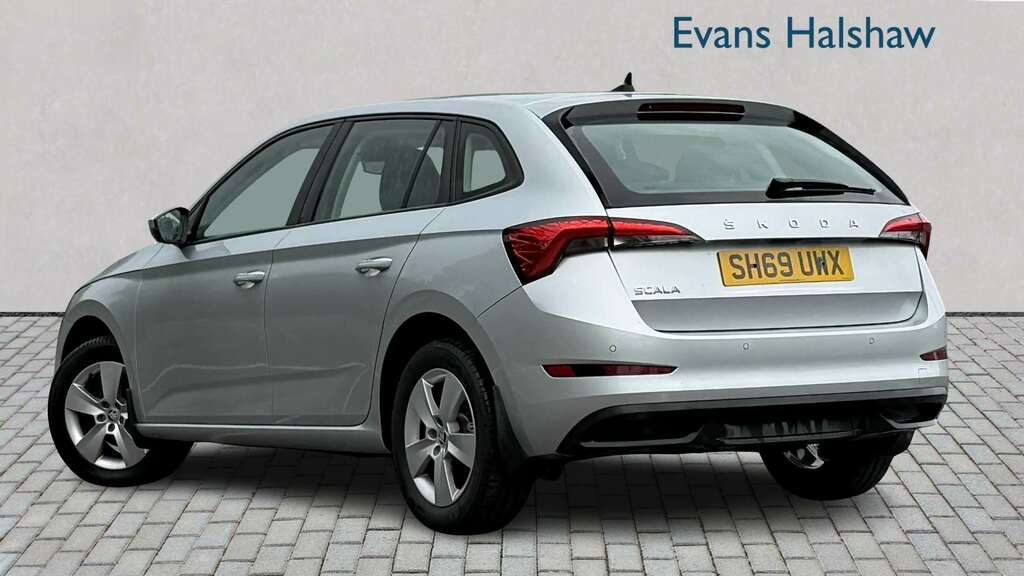 Skoda Scala 1.0 Tsi Se Dsg 2019 Silver