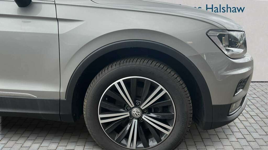 Volkswagen Tiguan 1.4 Tsi 150 4Motion Se Nav Dsg 2018 Silver #4
