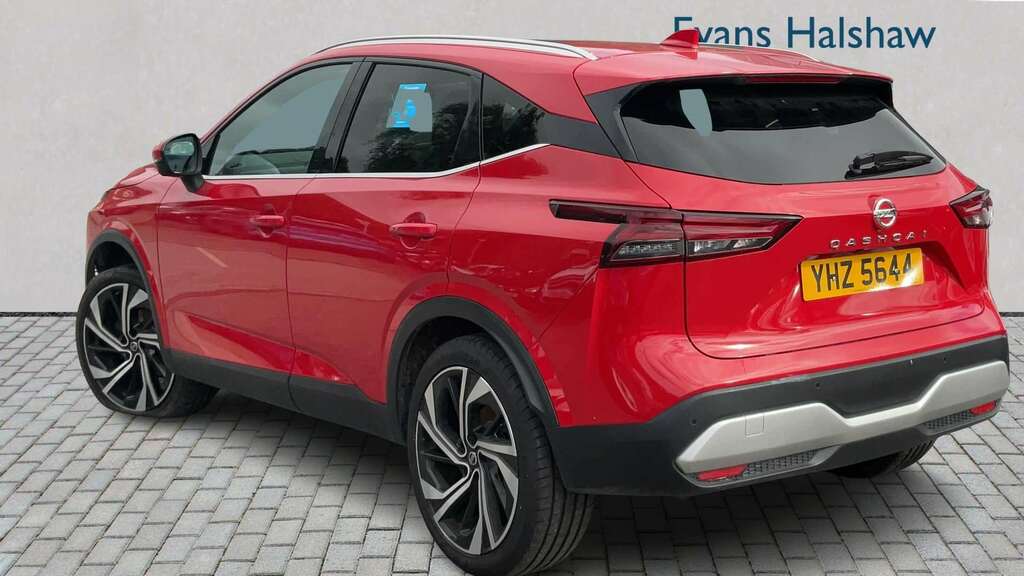Nissan Qashqai 1.3 Dig-t Mh 158 Tekna 2021 YHZ5644 Red #2