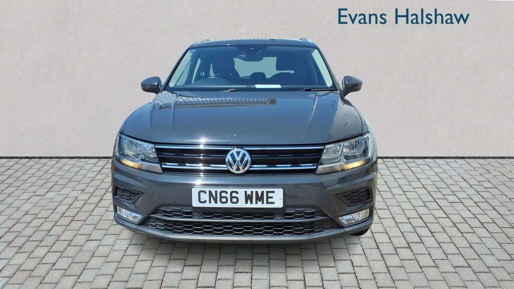 Volkswagen Tiguan 1.4 Tsi 150 Se Nav 2016 Grey #4