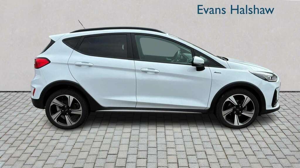 Ford Fiesta 1.0 Ecoboost Hybrid Mhev 125 Active 2023 YJ23BCM White #3
