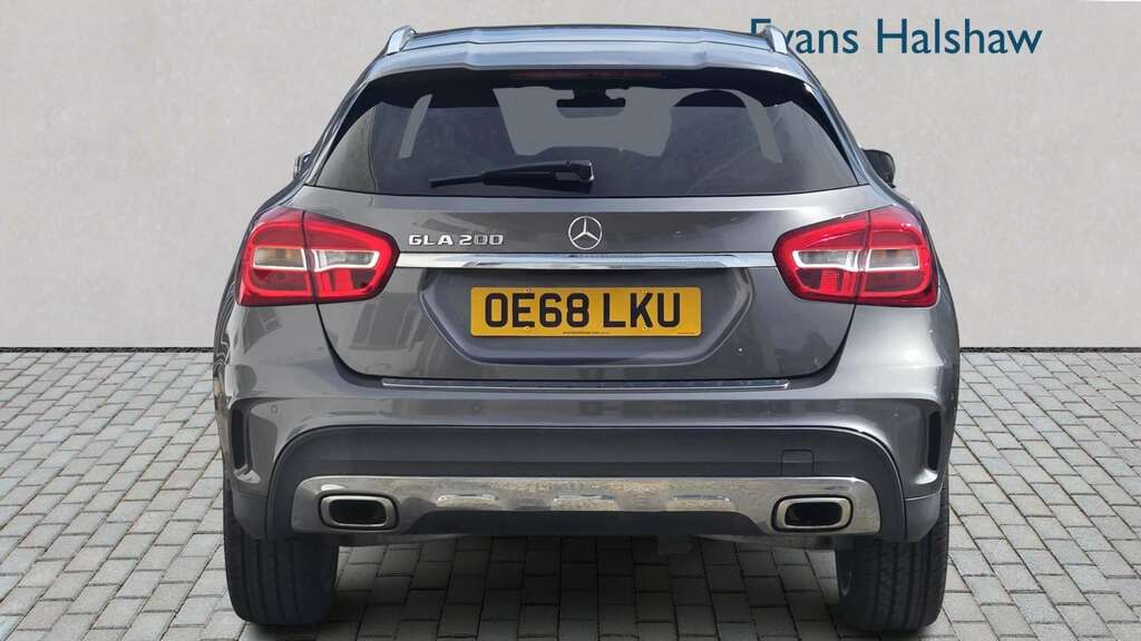 Mercedes-Benz GLA Class 200 Amg Line Executive 2019 OE68LKU Grey #4