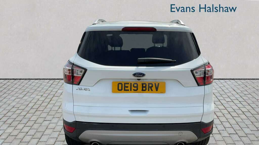 Ford Kuga 1.5 Ecoboost Titanium Edition 2Wd 2019 OE19BRV White #5