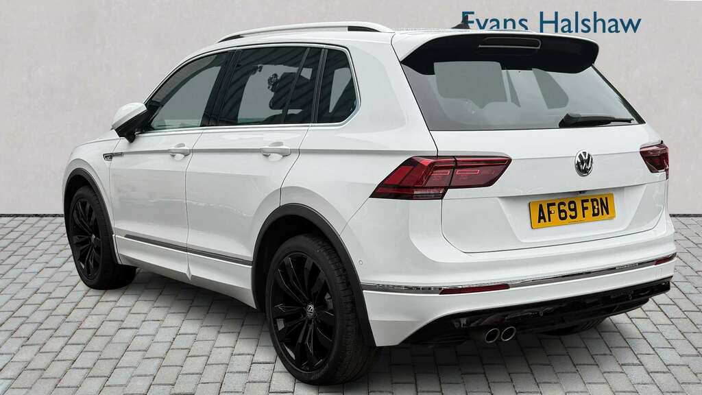 Volkswagen Tiguan 2.0 Tsi 230 4Motion Sel Dsg 2019 AF69FBN White #4