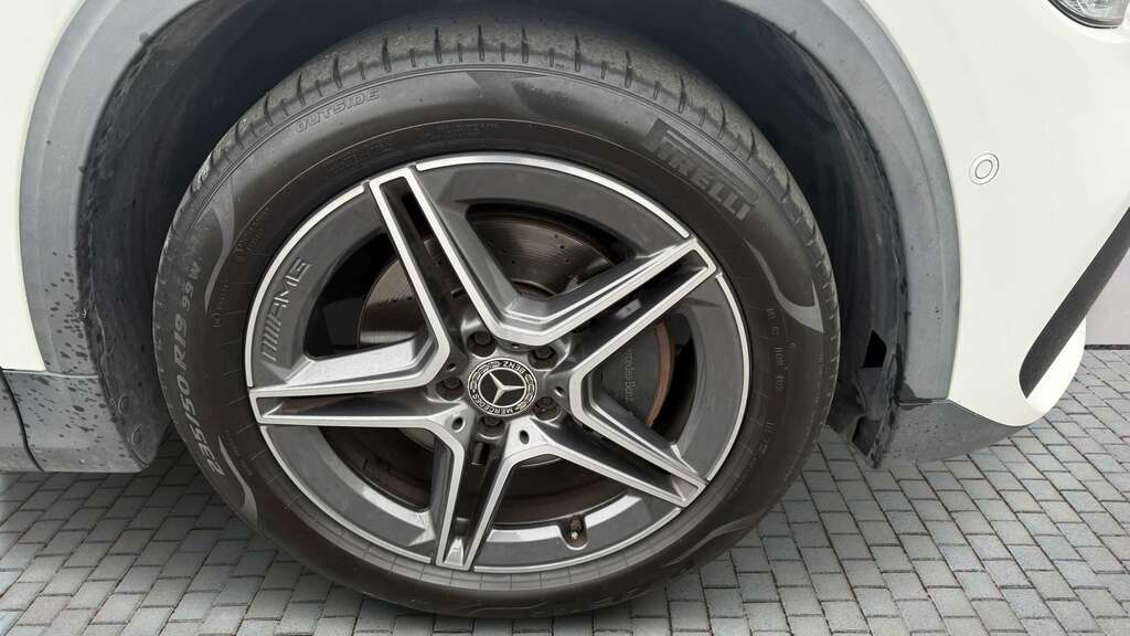 Mercedes-Benz GLA Class 200 Amg Line Executive 2020 KU20HWL White #6